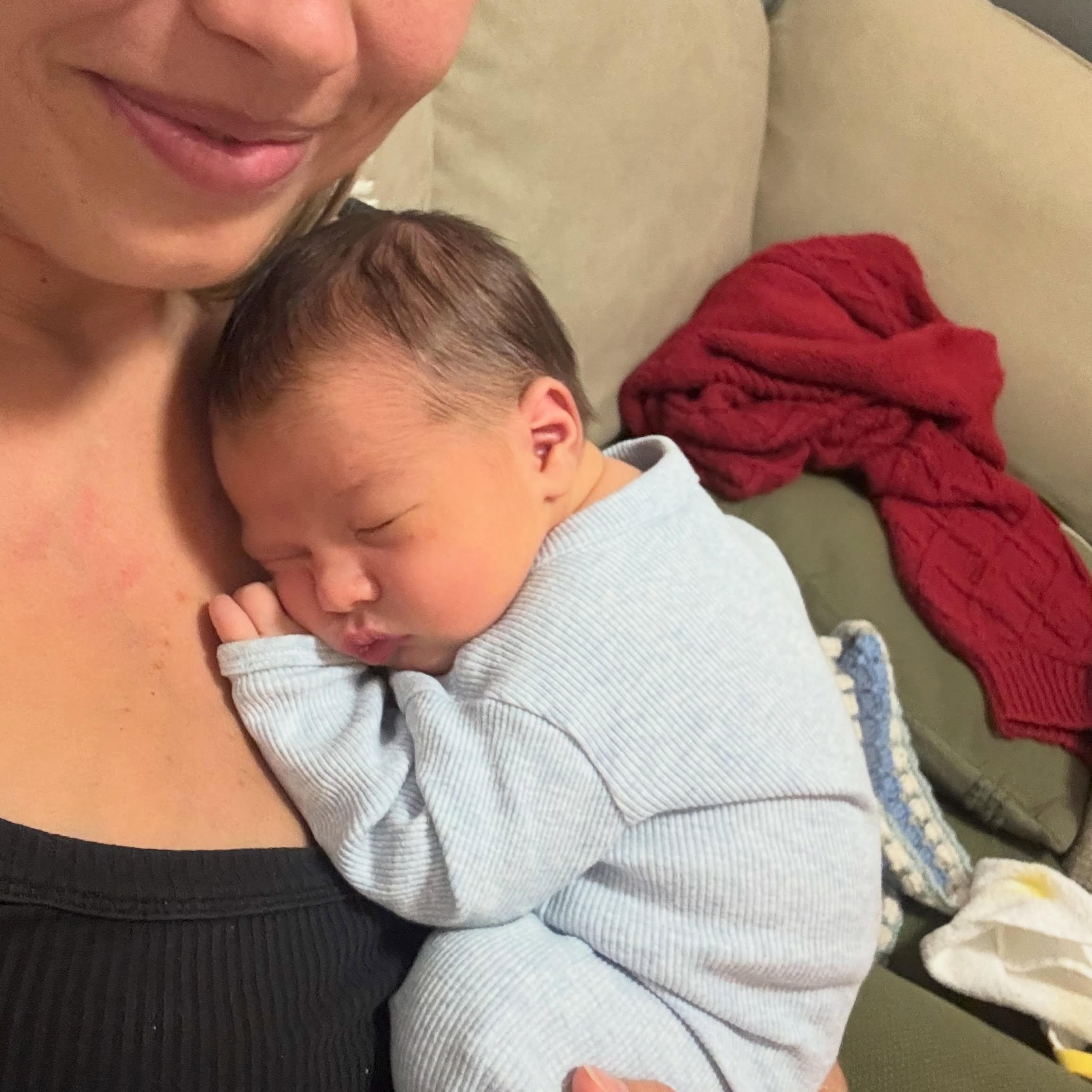 Louis snoozing on mum